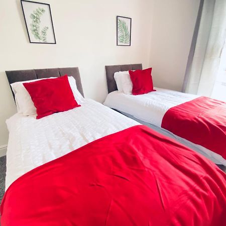 3 Bed Anfield House Close To Lfc Villa ลิเวอร์พูล ภายนอก รูปภาพ