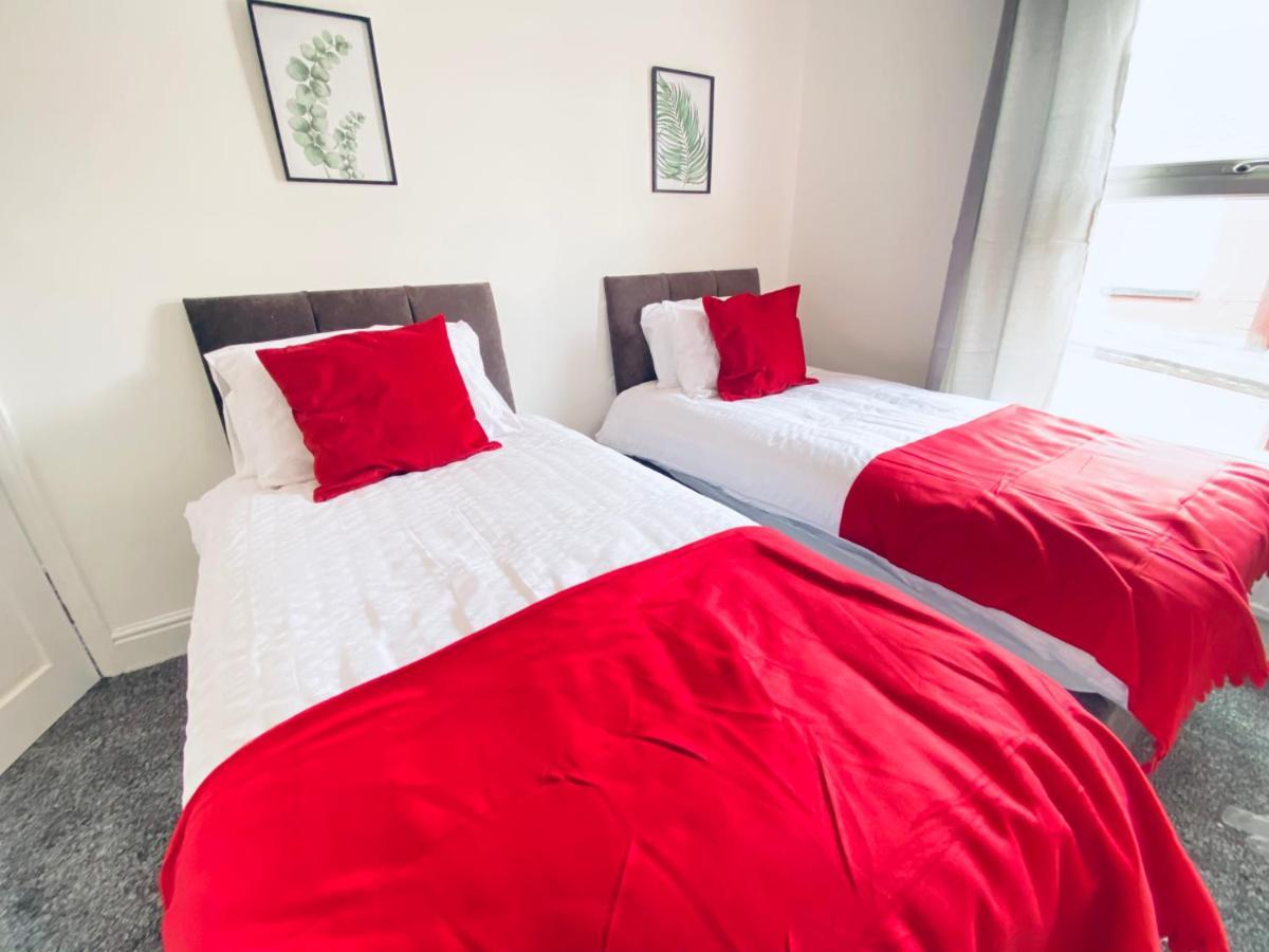3 Bed Anfield House Close To Lfc Villa ลิเวอร์พูล ภายนอก รูปภาพ